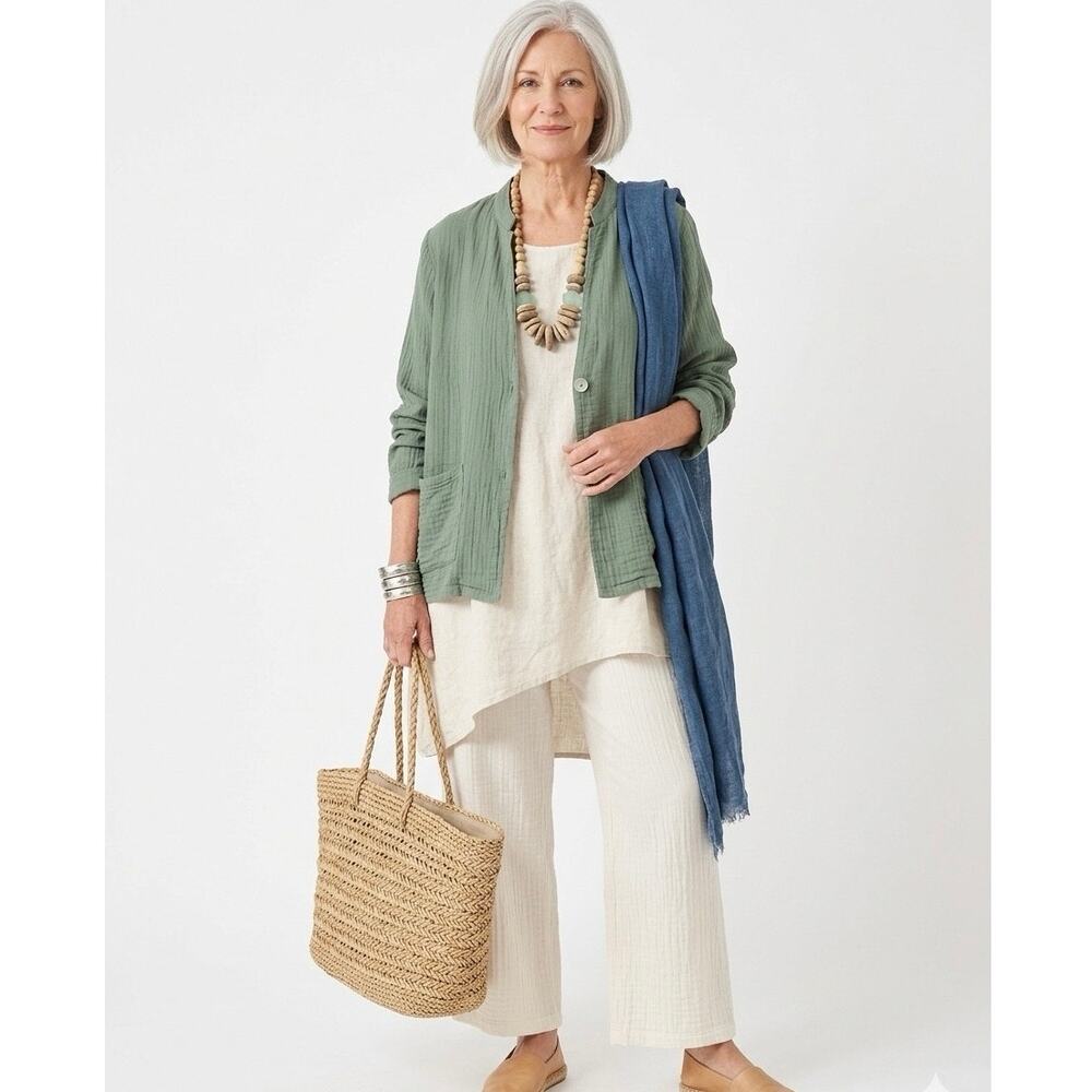 CUTLOOSE USA Women's XL Lightweight Rayon Gauzy Button Boxy Blazer Sage Green